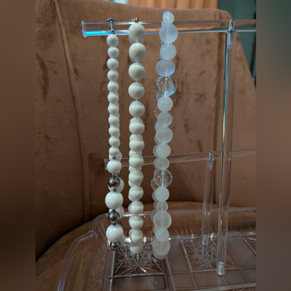 White, clear and silver chunky beaded necklaces